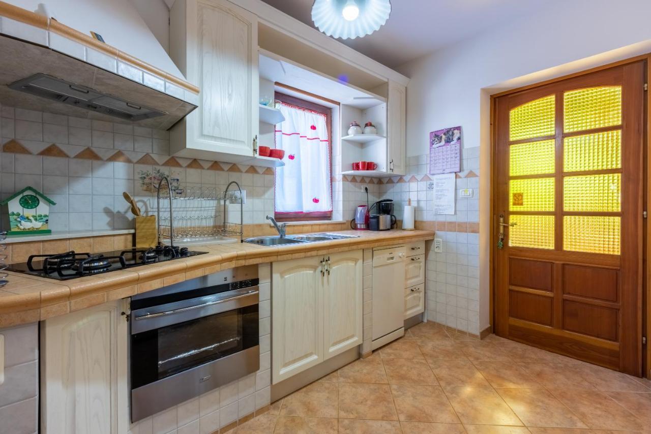 Apartments Mavero Баньоле Екстериор снимка