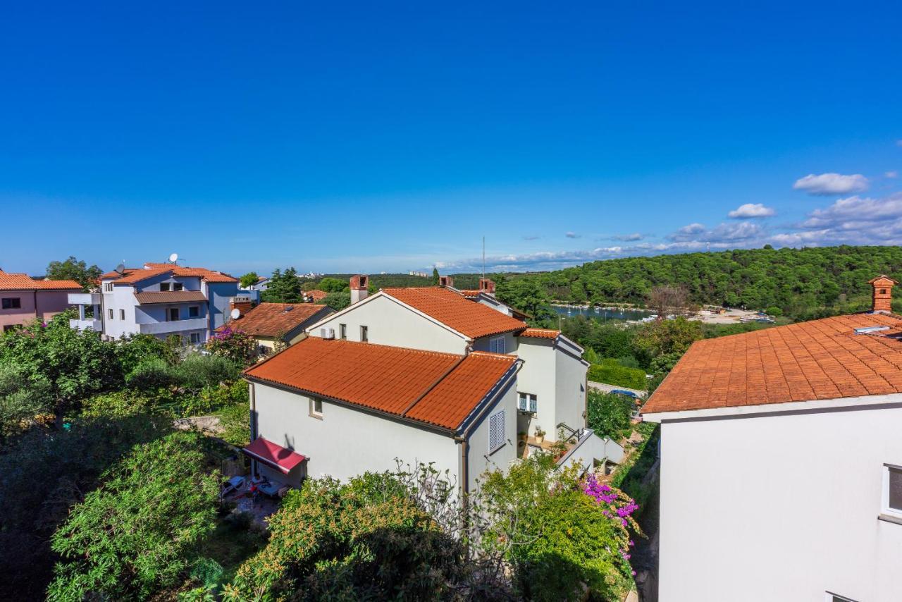 Apartments Mavero Баньоле Екстериор снимка