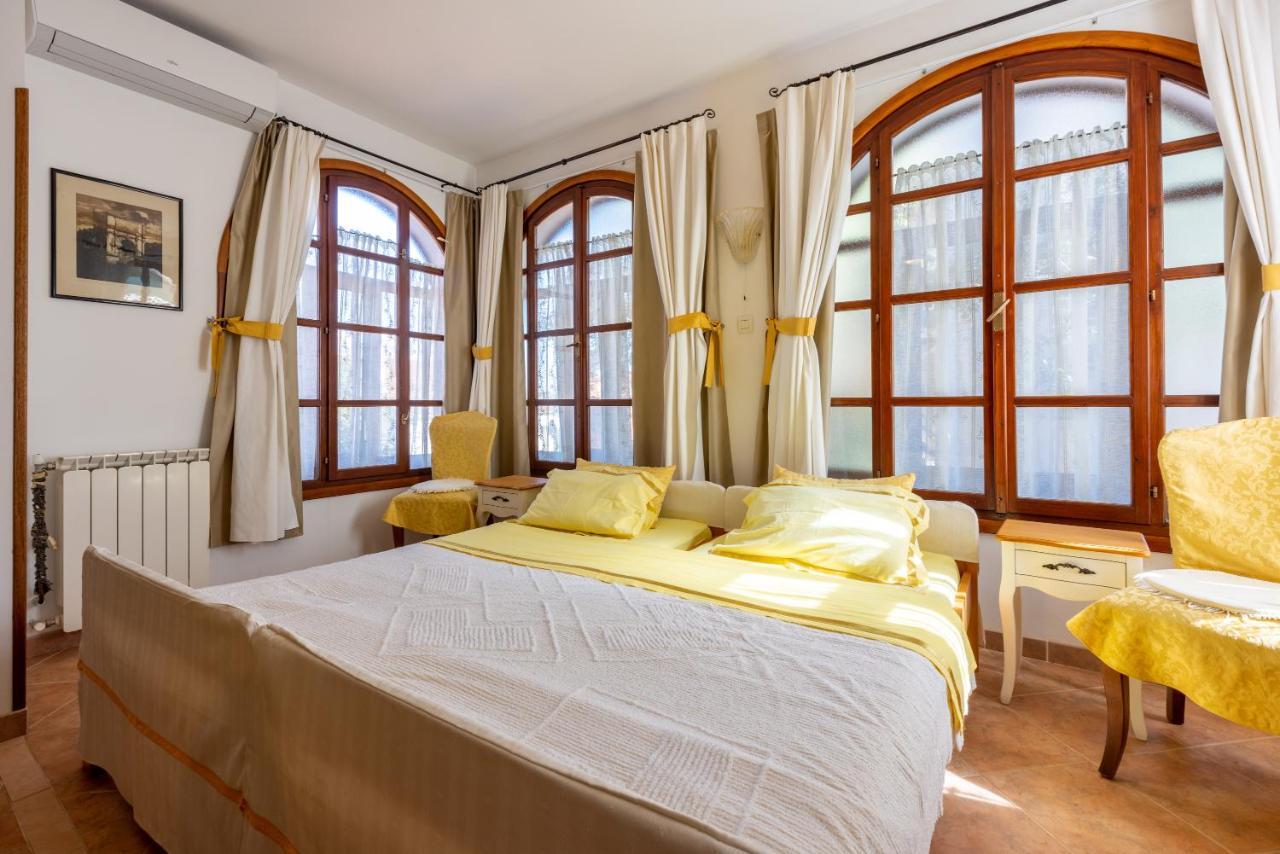 Apartments Mavero Баньоле Екстериор снимка