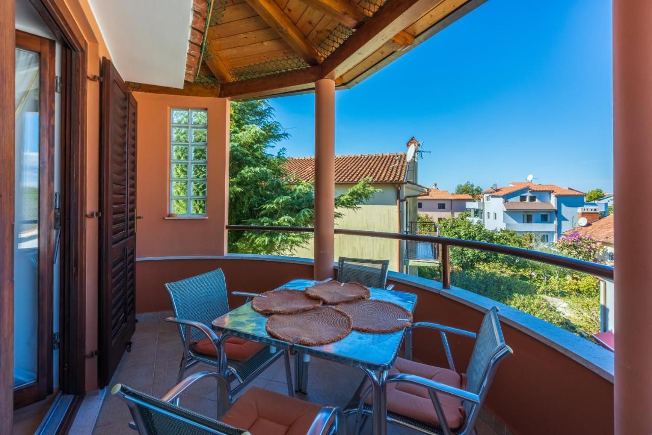 Apartments Mavero Баньоле Екстериор снимка